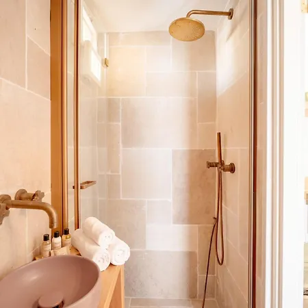 מלון דירות Palazzo Vanese Sus 3*
